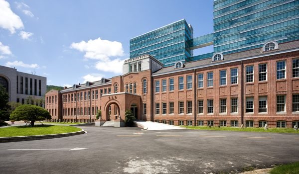 東亜大学photo